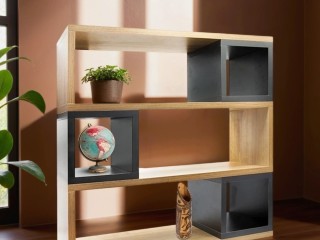 etagere-de-rangement-carre-avec-trois-niches